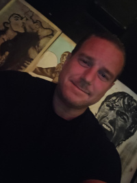 Jared Caldara Enjoys Local Art