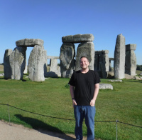 World Explorer and Historian Jared Caldara visits Stone Henge in the UK